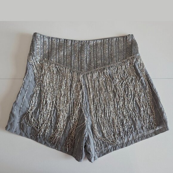 TOPSHOP NWOT Metallic Embellished Beaded Fringe Crepe Shorts Gray Size 2 - Picture 1 of 7